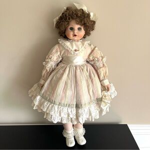 Morgan Brittany Mary Beth Porcelain Doll Cuddling Love Collection 25in Vtg 1994